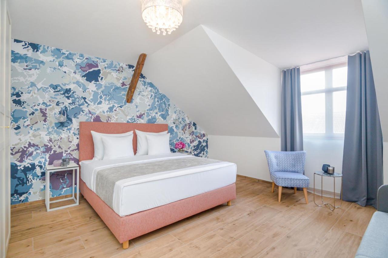 Eight Secrets Boutique Aparthotel 4*